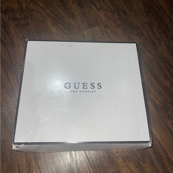 Guess boots size 8.5 brand new with box - Picture 5 of 12